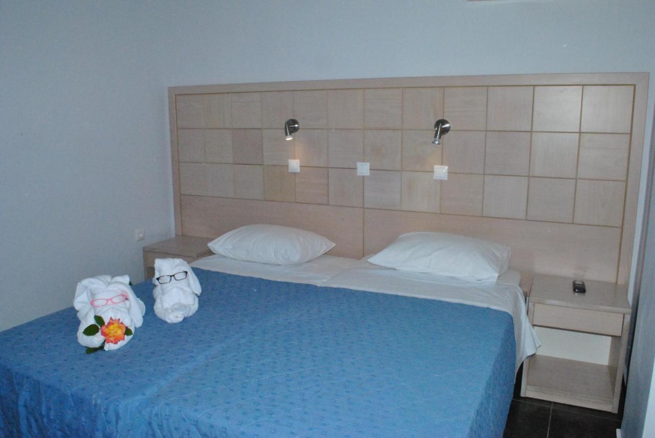 Hotel Aris Tolón Zewnętrze zdjęcie